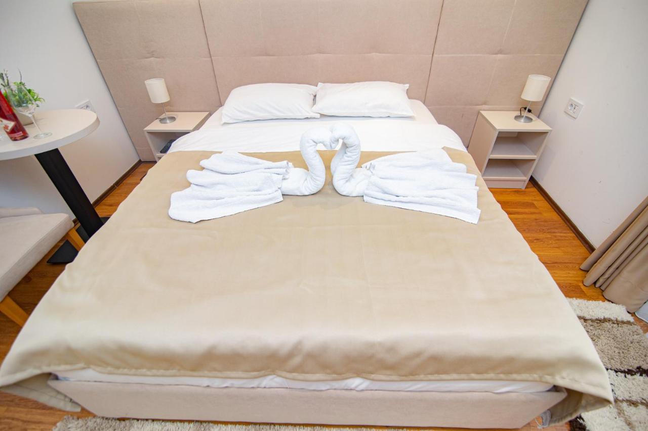 Hotel Konaciste Akustik Zlatibor Exteriör bild